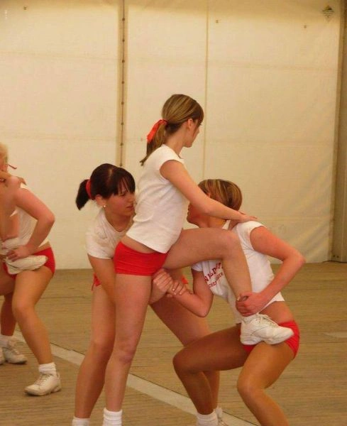 Смішні дівчата. Частина 2 (43 фото) – фото 25