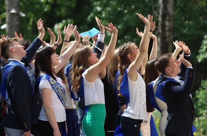 Останній дзвінок 2014. Частина 2 (47 фото) – фото 9