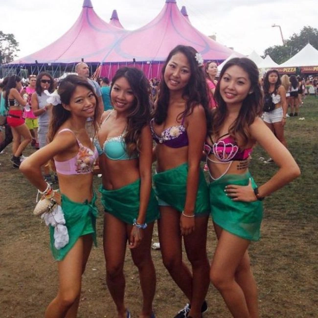 Дівчата з музичного фестивалю (35 фото) – фото 35