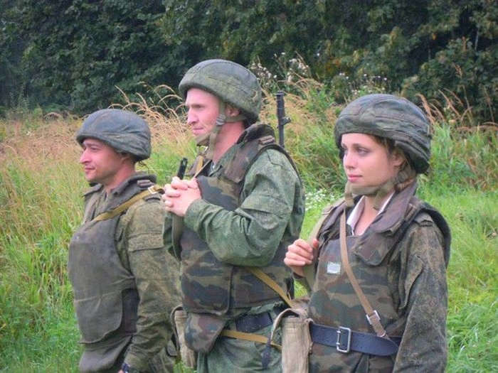 Загадка дня: вгадайте професію цієї дівчини (42 фото) – фото 39