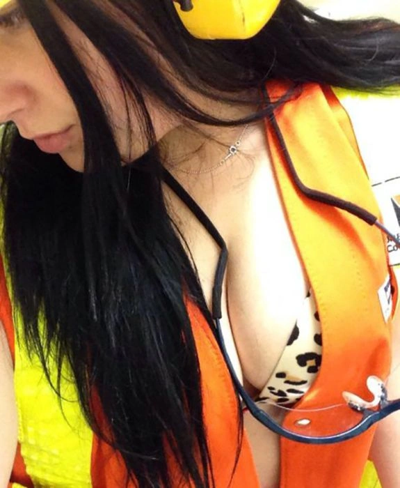 Сексуальні дівчата з великими грудьми (35 фото) – фото 22