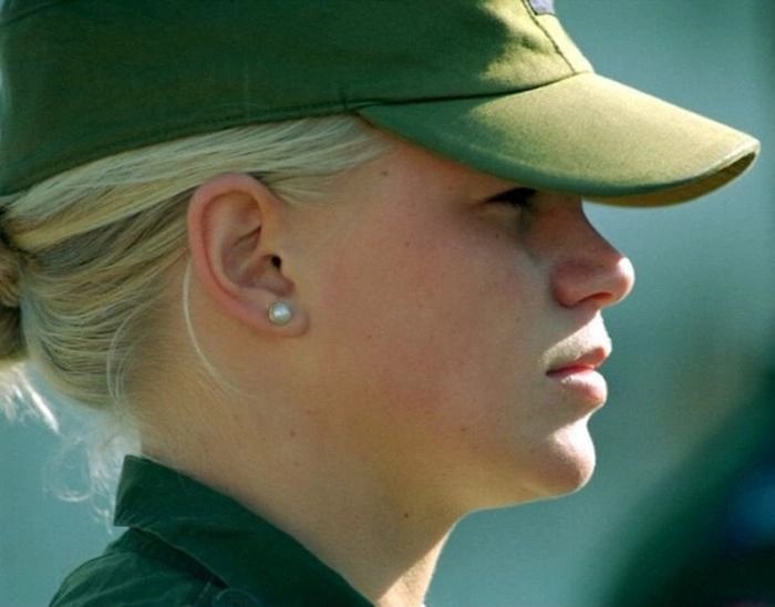 Норвезькі дівчата на службі в армії (45 фото) – фото 12