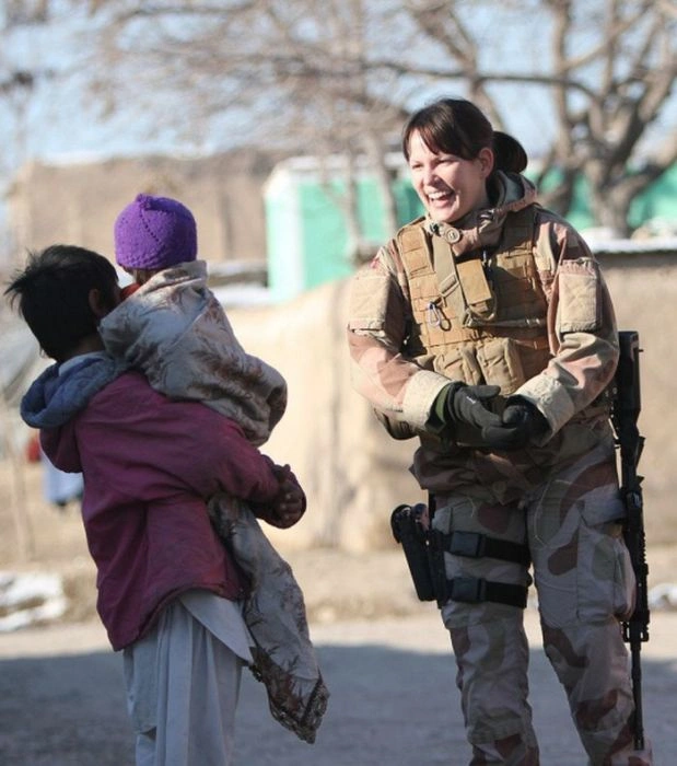 Норвезькі дівчата на службі в армії (45 фото) – фото 25