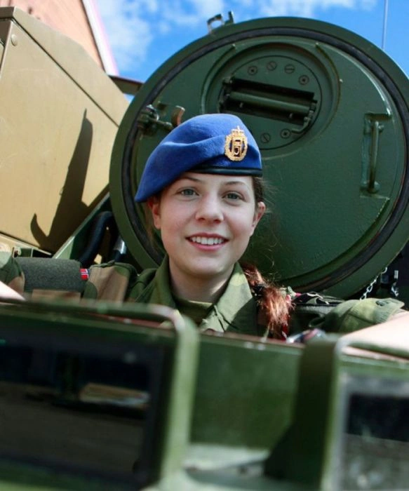 Норвезькі дівчата на службі в армії (45 фото) – фото 33