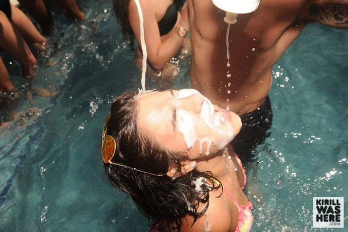 Дівчата і шампанське (35 фото) – фото 25