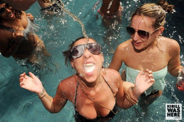 Дівчата і шампанське (35 фото) – фото 27