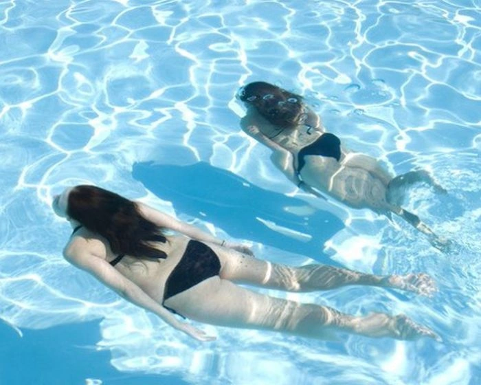 Оригінальні знімки дівчат під водою (55 фото) – фото 24