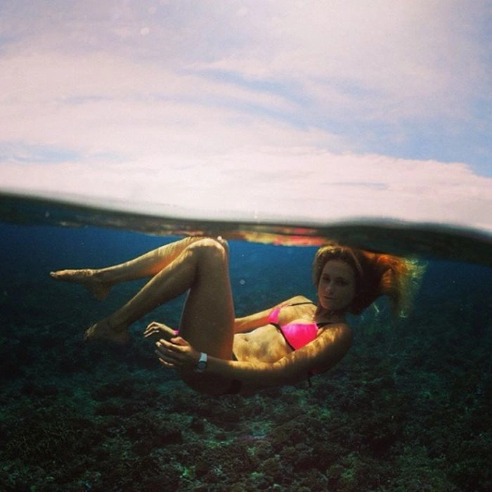 Оригінальні знімки дівчат під водою (55 фото) – фото 34