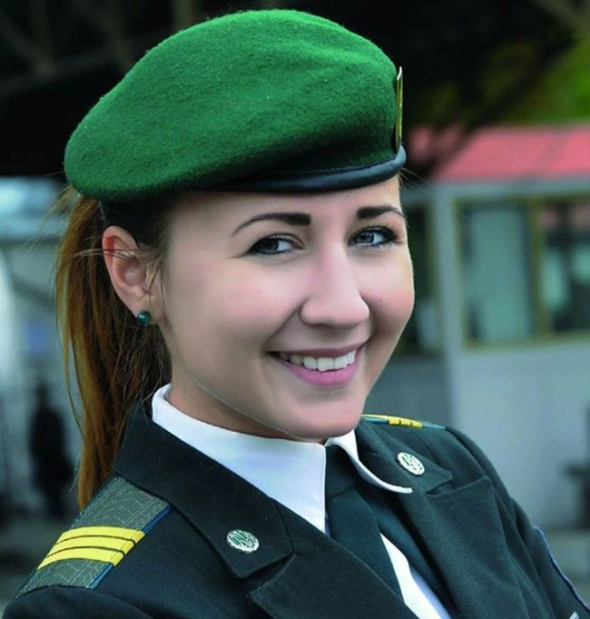 Українські прикордонниці (19 фото) – фото 8