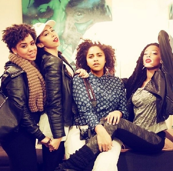 Вінні Харлоу - незвичайна модель з Канади (30 фото) – фото 9