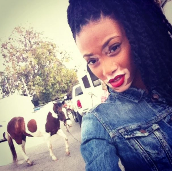 Вінні Харлоу - незвичайна модель з Канади (30 фото) – фото 24