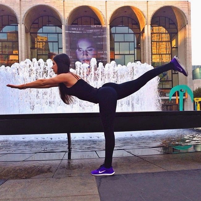 Дівчина дня Джен Селтер (36 фото + 5 гіфок) – фото 27