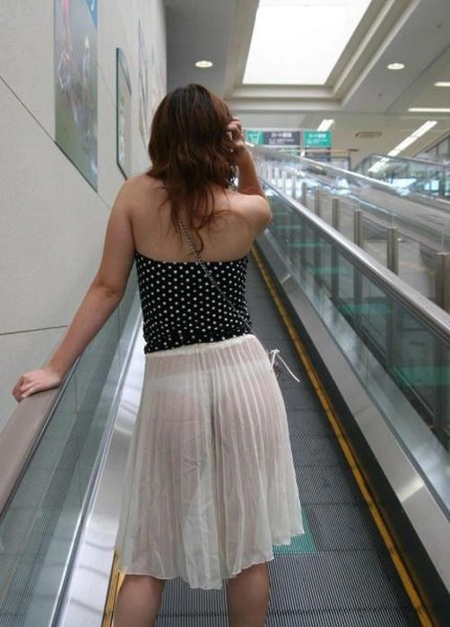 Сексуальні дівчата на вулицях міста (48 фото) – фото 21