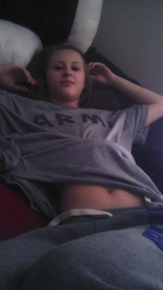 Дівчата в військовій формі (23 фото) – фото 17