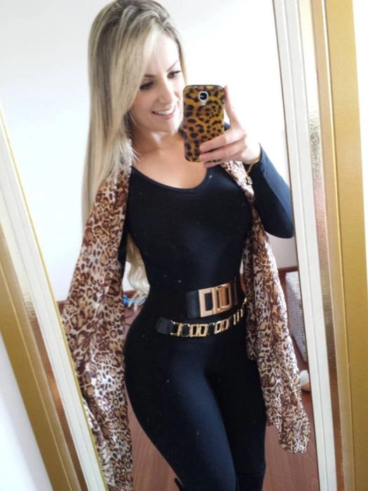 Бразильська футбольна фанатка (38 фото) – фото 11