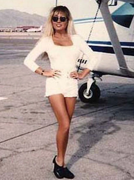 Жінка, яка схожа на ляльку Барбі (18 фото)