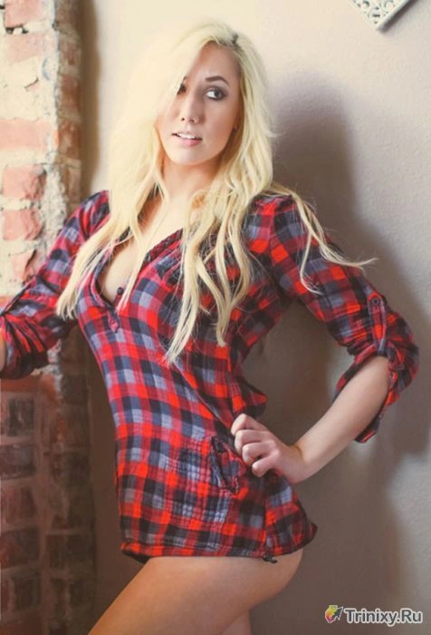 Гарні дівчата позують для фото (39 фото) – фото 23