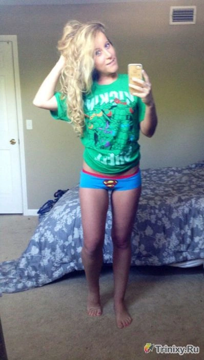 Гарні дівчата позують для фото (39 фото) – фото 31