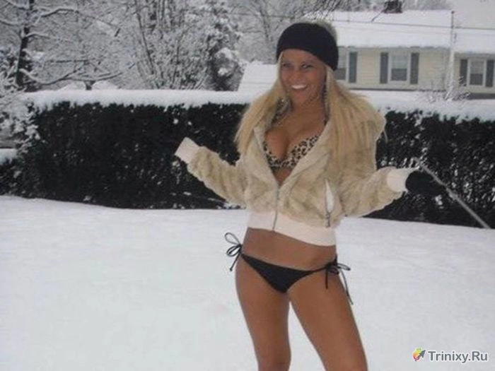 Гарні дівчата позують для фото (39 фото) – фото 39