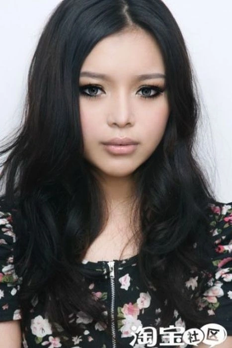 Дивовижне перетворення завдяки косметиці (15 фото) – фото 14