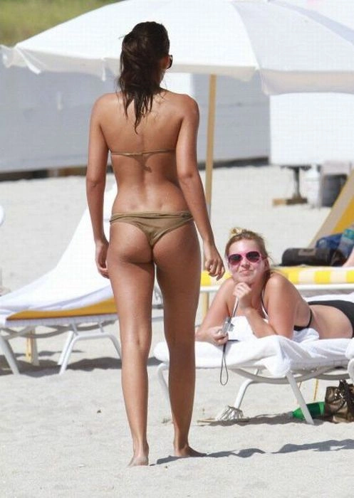 Гарні дівчата в бікіні (63 фото) – фото 35