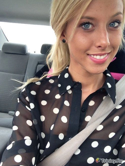 Дівчата фотографують себе в автомобілі (29 фото) – фото 4