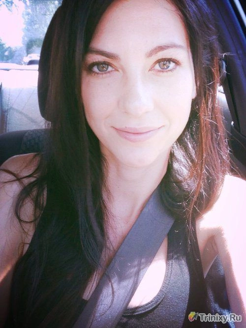 Дівчата фотографують себе в автомобілі (29 фото) – фото 8