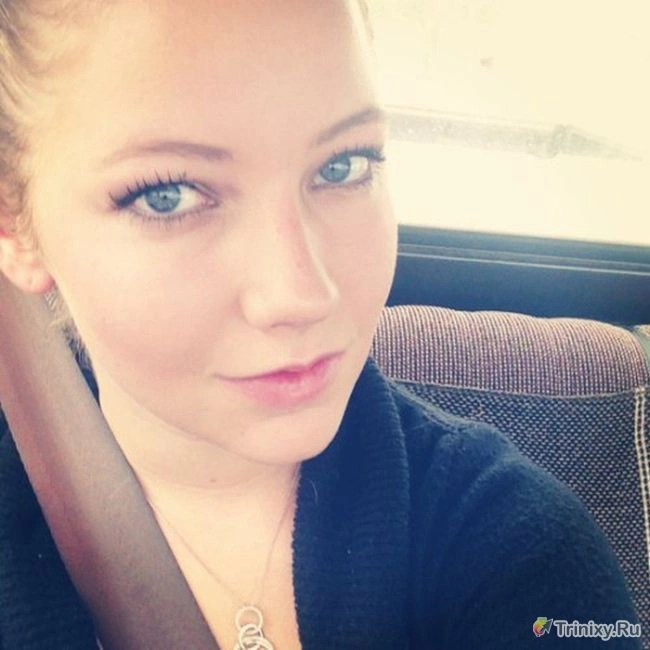 Дівчата фотографують себе в автомобілі (29 фото) – фото 10