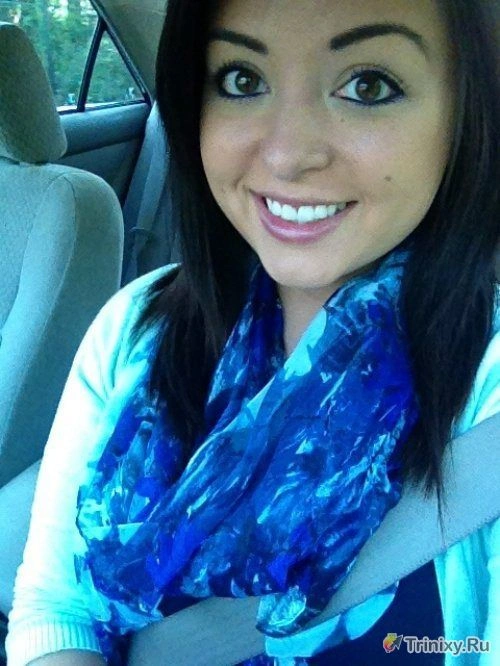 Дівчата фотографують себе в автомобілі (29 фото) – фото 11