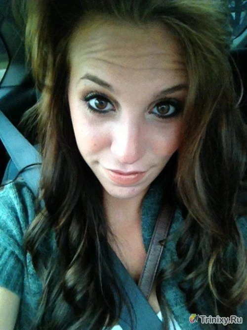 Дівчата фотографують себе в автомобілі (29 фото) – фото 12