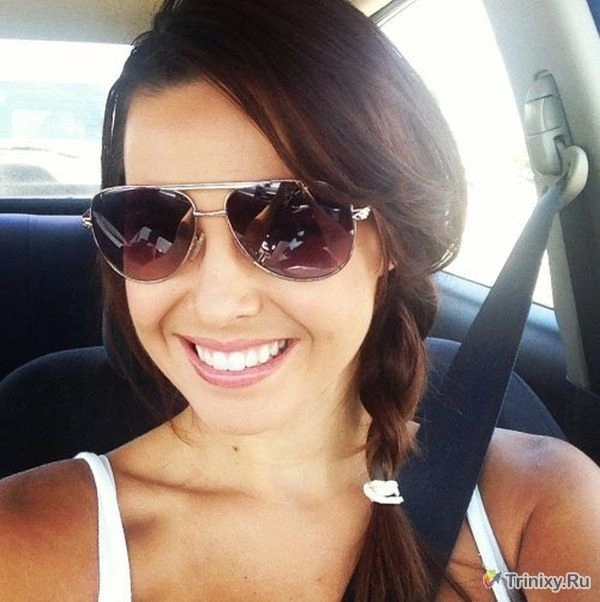 Дівчата фотографують себе в автомобілі (29 фото) – фото 13