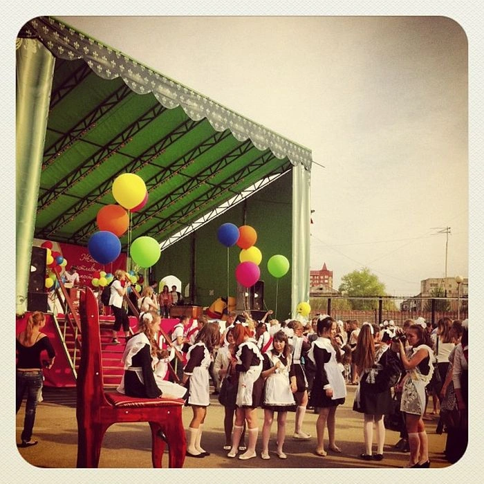 Випускниці на останньому дзвонику 2013 (89 фото) – фото 22