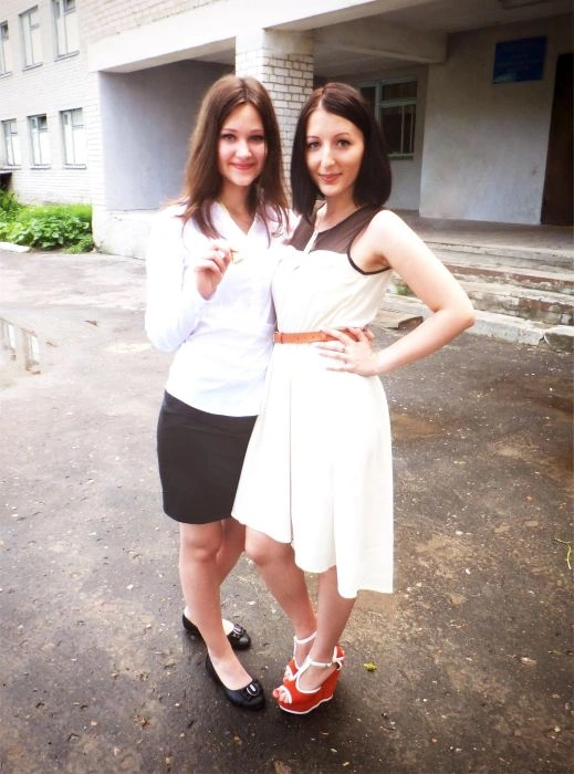 Випускниці на останньому дзвонику 2013 (89 фото) – фото 52