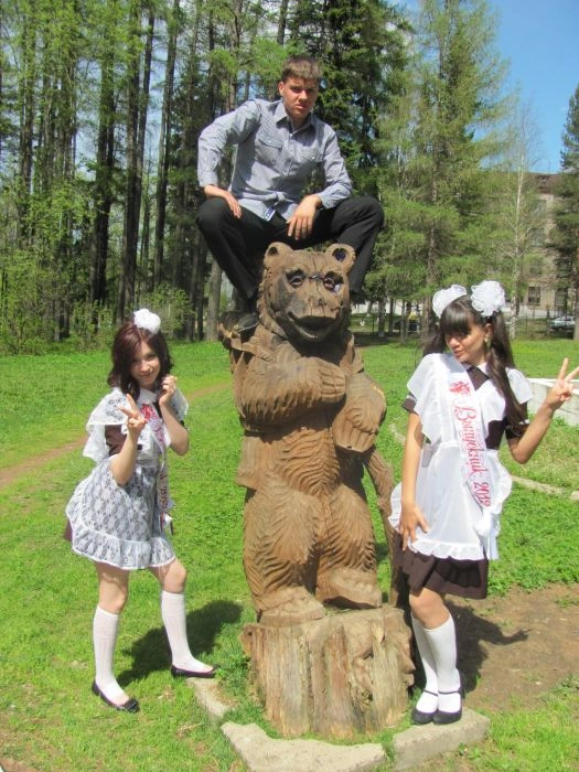 Випускниці на останньому дзвонику 2013 (89 фото) – фото 61