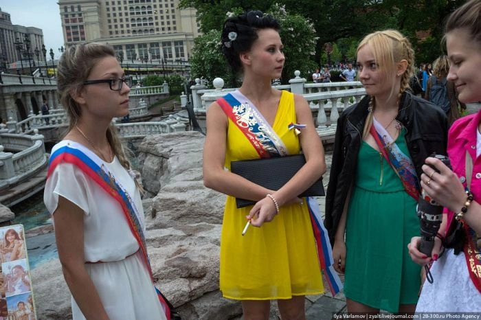 Випускниці на останньому дзвонику 2013 (89 фото) – фото 85