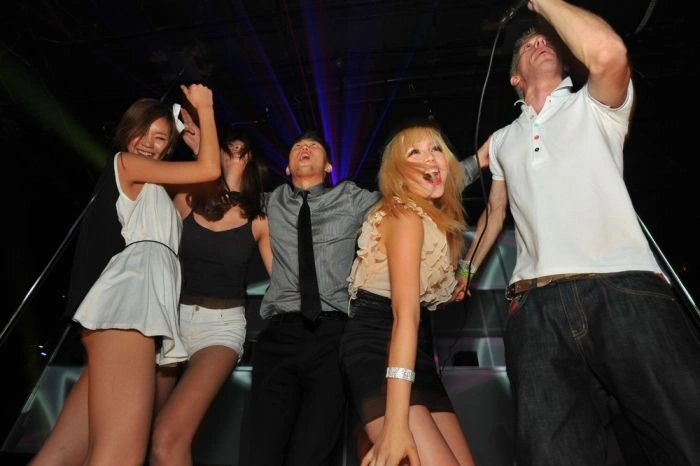 Дівчата з клубів Кореї (65 фото) – фото 45