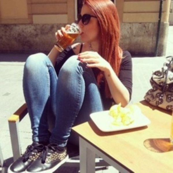 Дівчата та пиво (44 фото) – фото 11