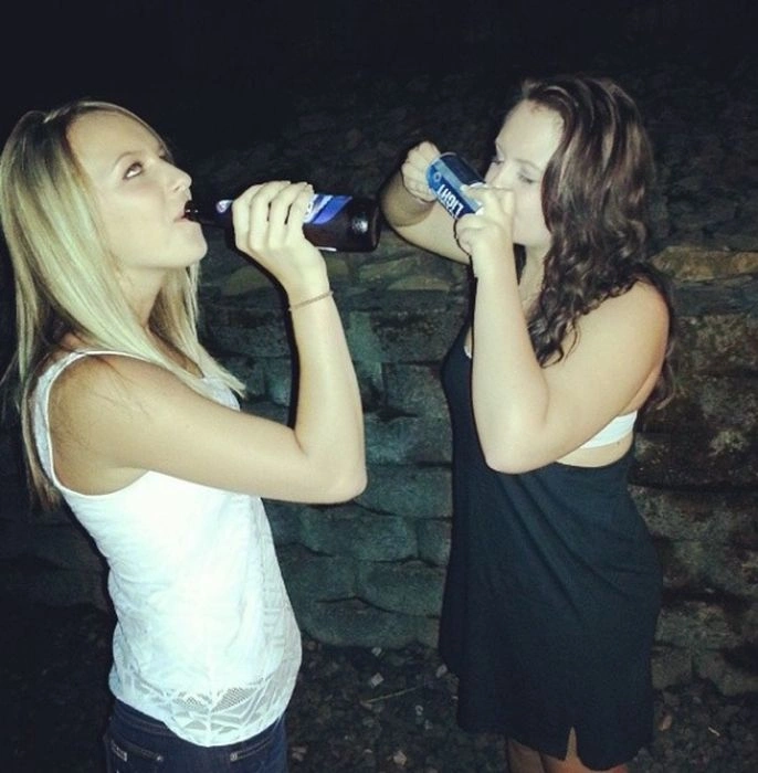 Дівчата та пиво (44 фото) – фото 21