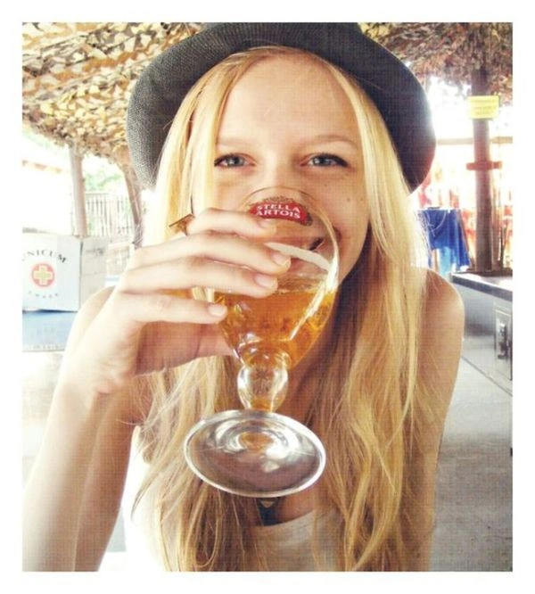 Дівчата та пиво (44 фото) – фото 23