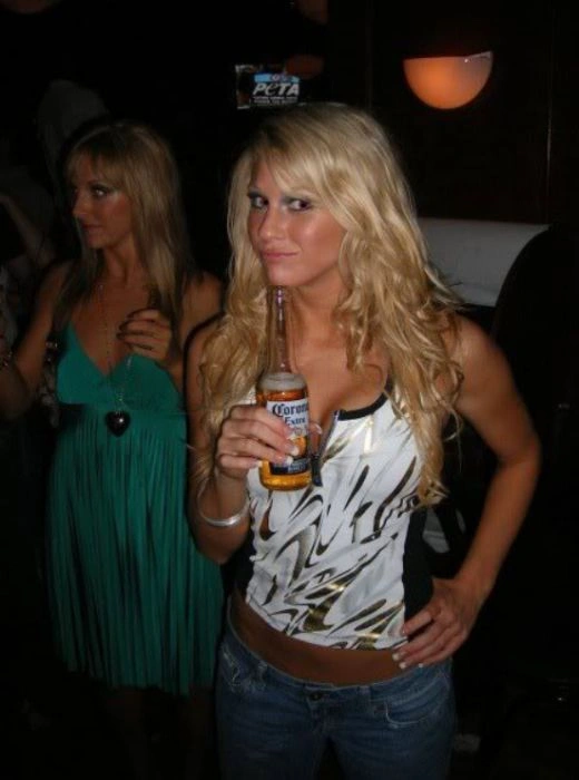Дівчата та пиво (44 фото) – фото 27