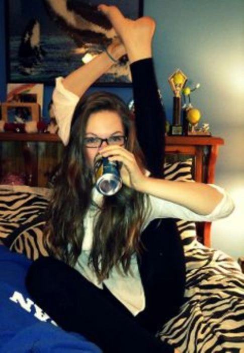 Дівчата та пиво (44 фото) – фото 36