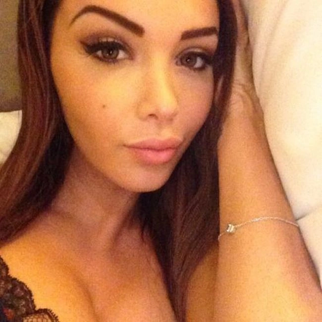 Чарівні дівчата фотографують себе (43 фото) – фото 8