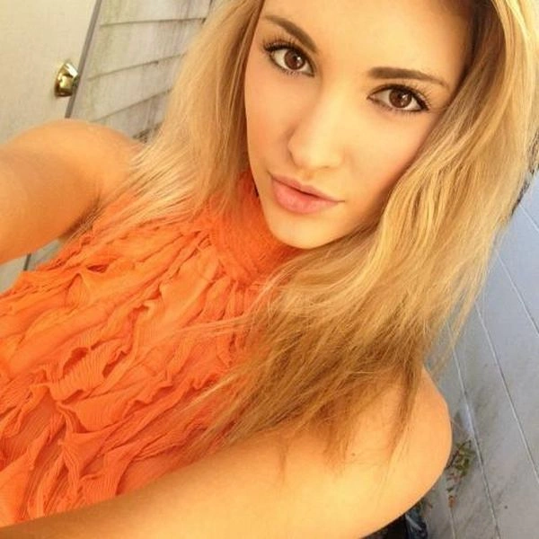 Чарівні дівчата фотографують себе (43 фото) – фото 18