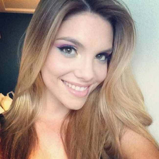 Чарівні дівчата фотографують себе (43 фото) – фото 22