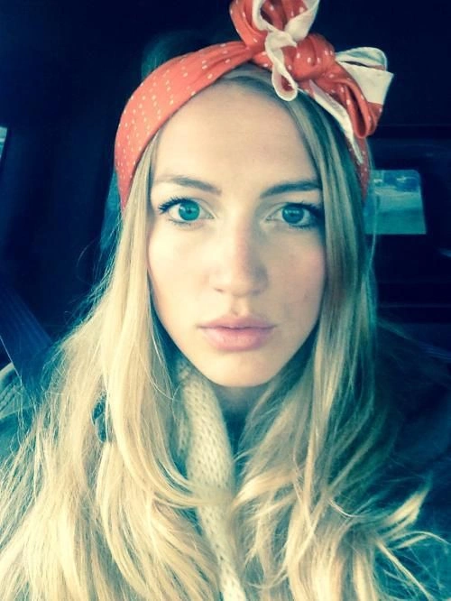 Чарівні дівчата фотографують себе (43 фото) – фото 32