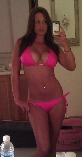 Дівчата, яким важко дивитися в очі під час розмови (60 фото) – фото 41