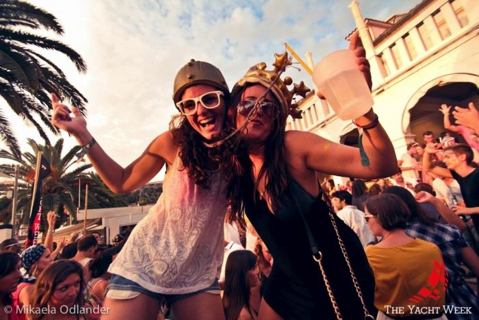 Тиждень яхт та чарівні дівчата (100 фото) – фото 38