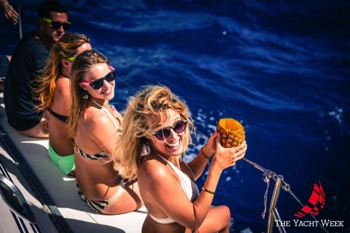 Тиждень яхт та чарівні дівчата (100 фото) – фото 50