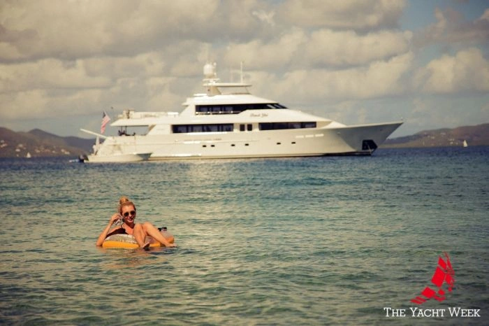 Тиждень яхт та чарівні дівчата (100 фото) – фото 52