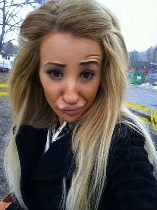 Дівчата-ляльки (75 фото) – фото 25